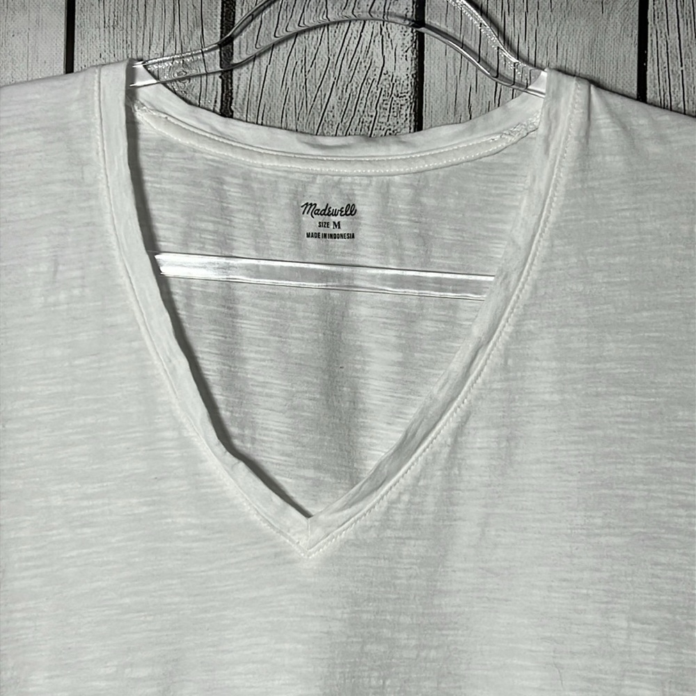Madewell White Basic Tee Size Medium - image 2